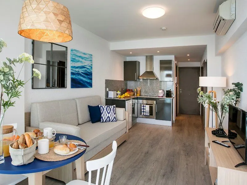 Pierre & Vacances Blanes Playa Апартаменты