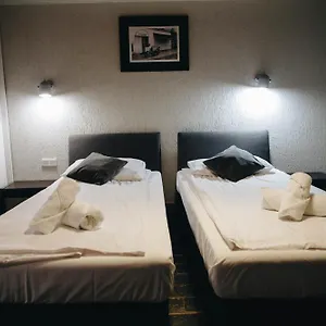 https://platan-apartments-cosy-and-unique-studio-big-bed.krakowhotelspoland.com