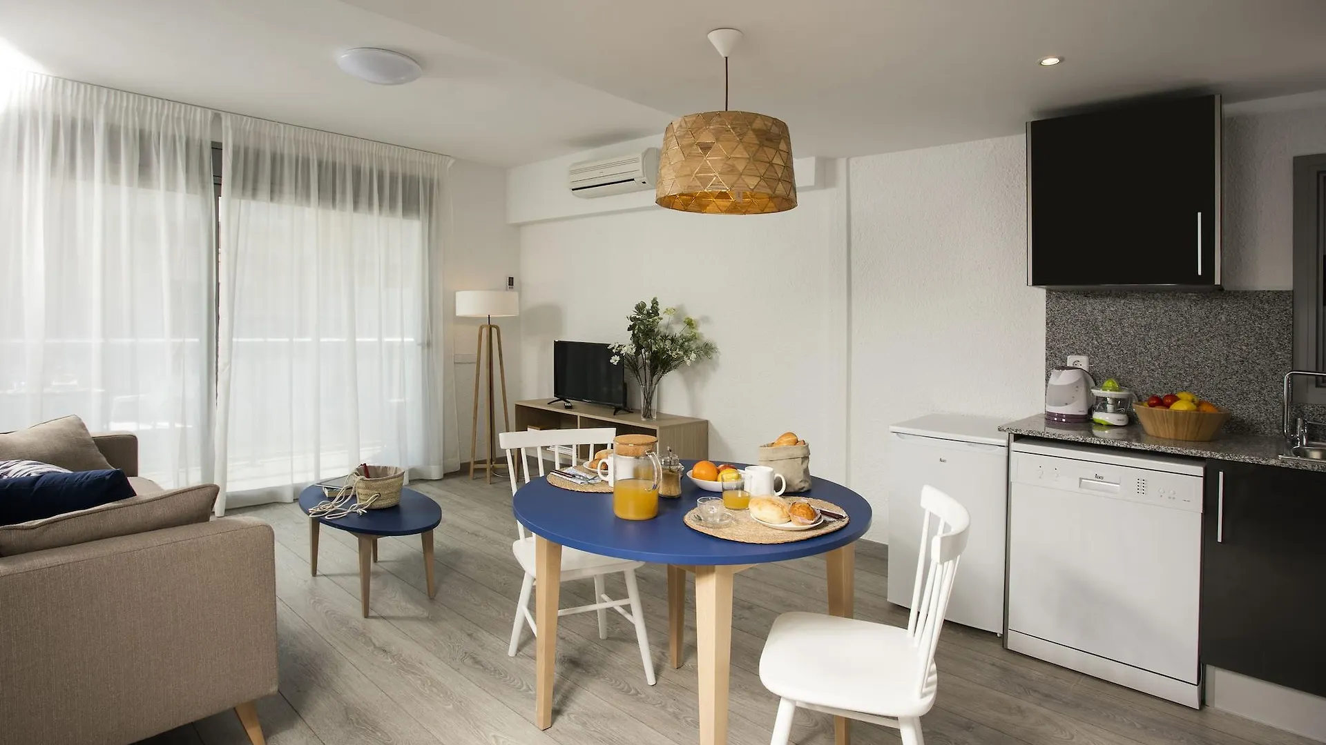 Pierre & Vacances Blanes Playa Apartment