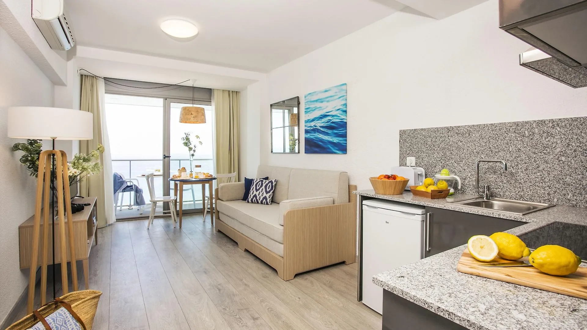 Pierre & Vacances Blanes Playa 0*,  Spanien